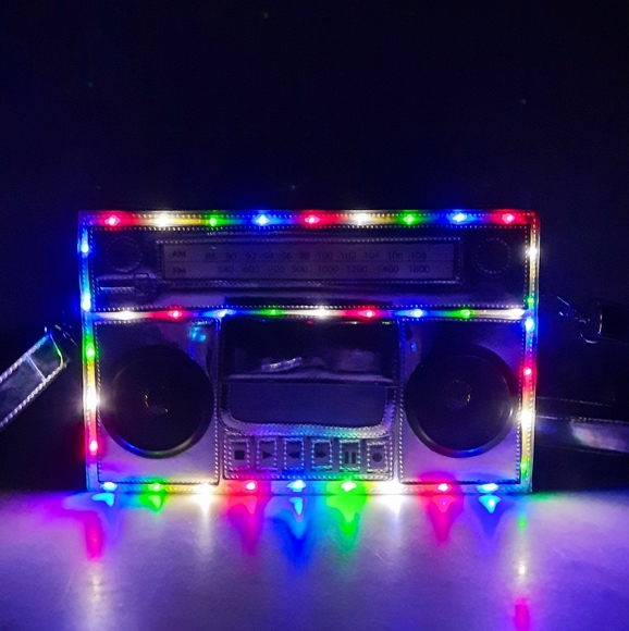 SOLD Boombox crossbody / backpack bag - Picture 6 of 6